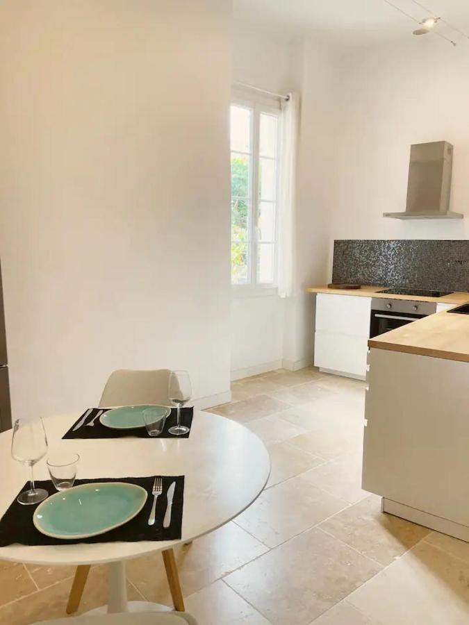 Nemausa Apartis Nimes Exterior photo